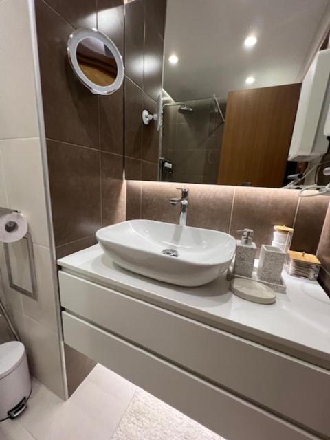 Hotel Kardinal ブラゴエヴグラト エクステリア 写真